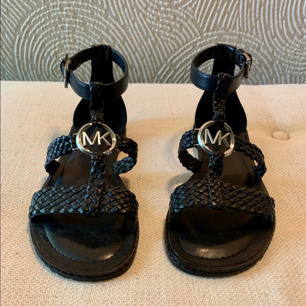 Michael Kors Size 6.5 Black Leather Sandals